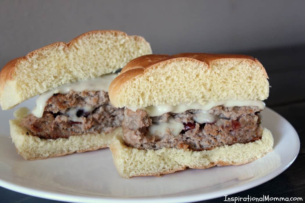 Cranberry & Mozzarella Stuffed Turkey Burgers are bursting with flavors and will definitely satisfy your appetite! Healthy and delicious!