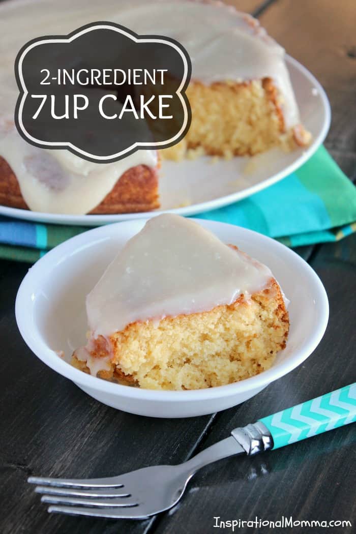 2-Ingredient 7UP Cake with Cream Cheese 7UP Icing