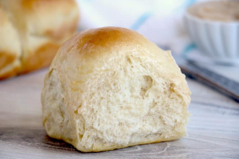 Copycat Texas Roadhouse Rolls