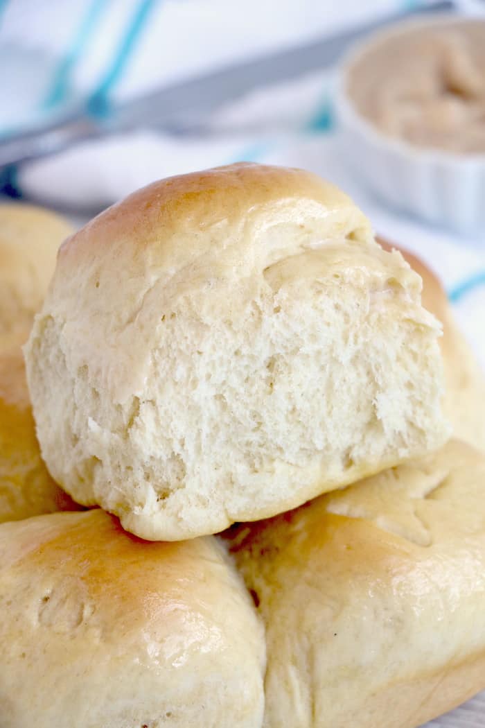 Copycat Texas Roadhouse Rolls