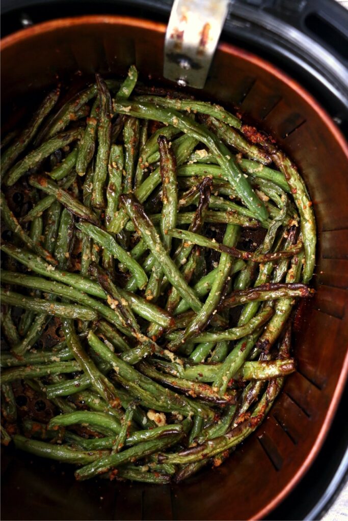 Overhead shot of cooked air fryer green beans