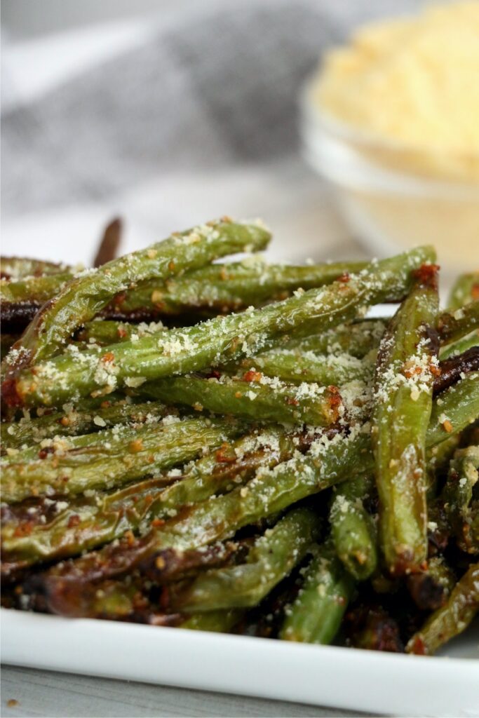 Closeup shot of air fryer green beans on plate