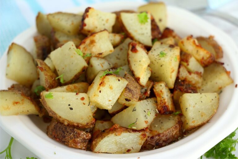 Air Fryer Garlic Parmesan Potatoes