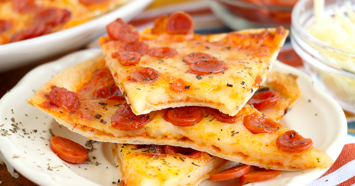 Easy Homemade Tortilla Pizza in Air Fryer 2023 AtOnce