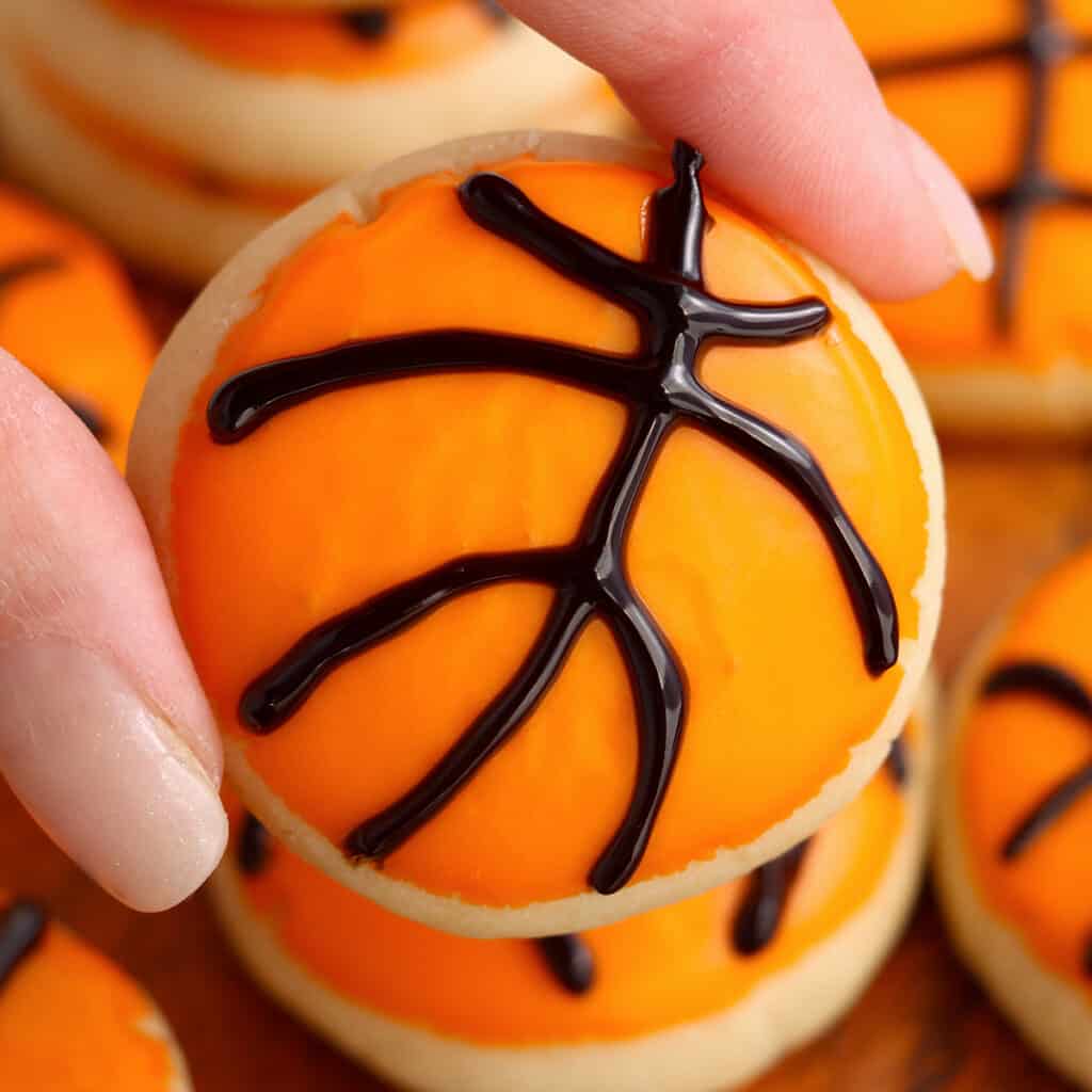 Basketball Sugar Cookies Inspirational Momma basketball-sugar-cookies-inspirational-momma