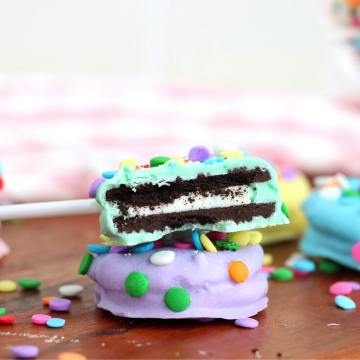 Easter Chocolate Covered Oreos