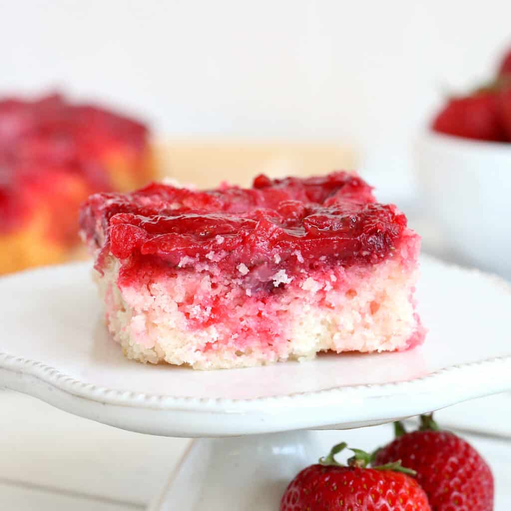 Easy Strawberry Dump Cake