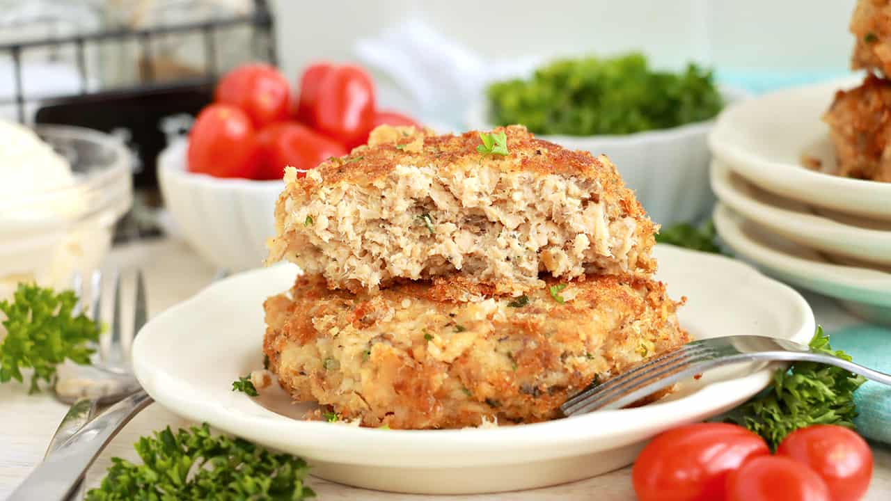 Simple Salmon Patties - Inspirational Momma
